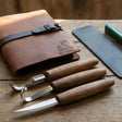 Ensemble premium de sculpture de cuillère avec manches en noyer - S14X
