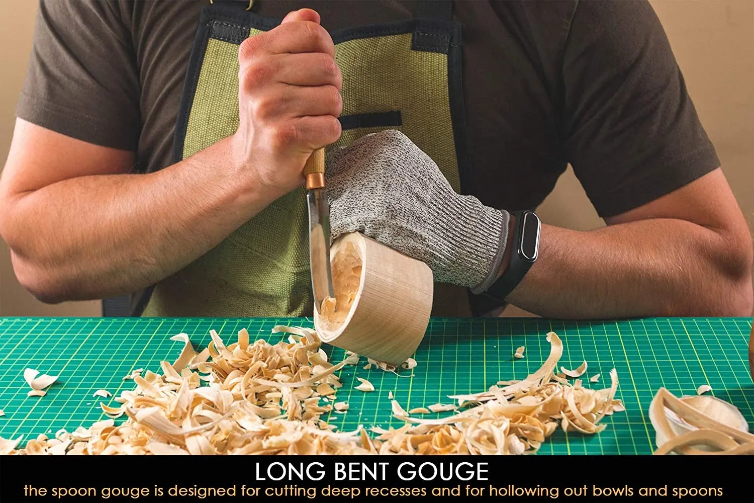 Small compact bent gouge