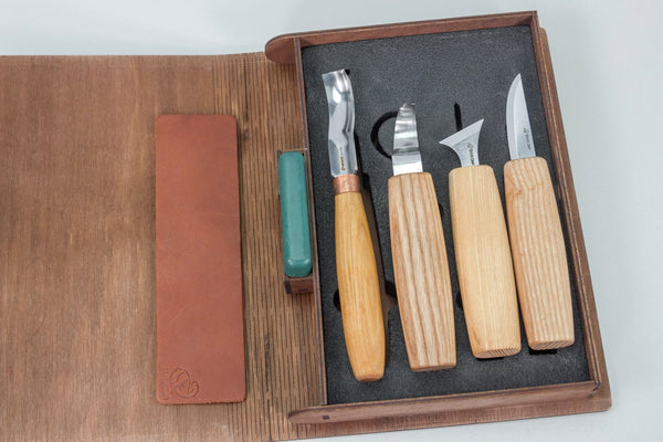 Set para tallado de cuchara de 4 herramientas en estuche de libro (zurdo) - S19L book