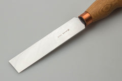 blade of wide flat chisel