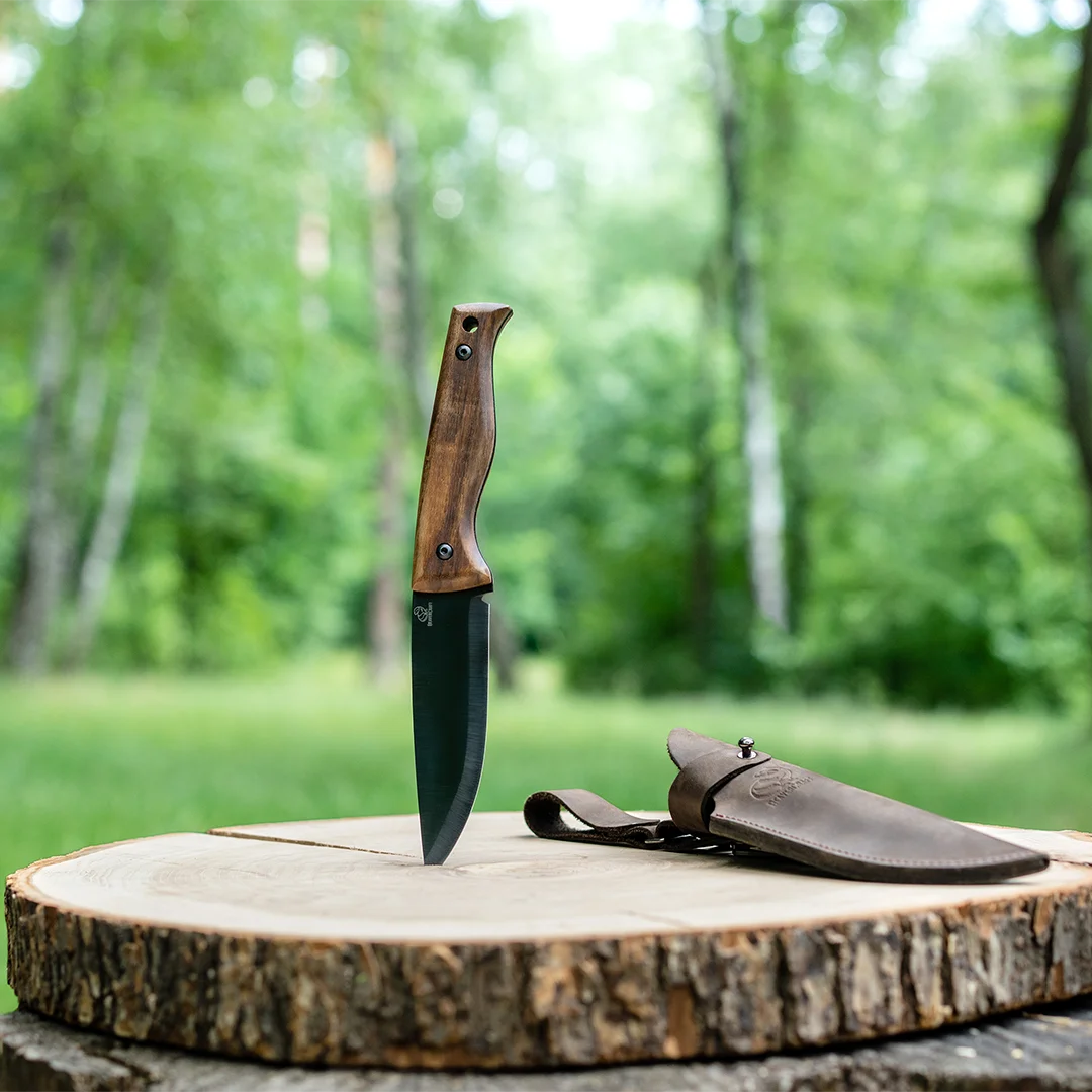 Black Oxide Coated Bushcraft Knife – Walnut Handle & Leather Sheath – – BeaverCraft Tools