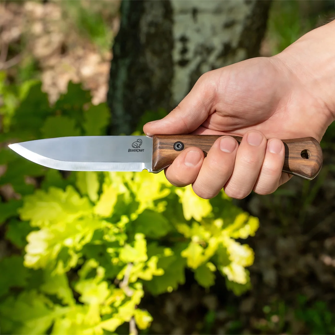 Bushcraft Knife for Camping & Outdoor – Carbon Steel Knife with