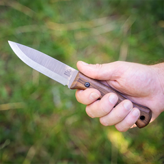 Couteau Bushcraft en Acier au Carbone Manche en Noyer avec Étui en Cuir – BSH6 Breeze