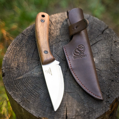 Couteau Bushcraft en Acier au Carbone Manche en Noyer avec Étui en Cuir – BSH7 Wild Harvest