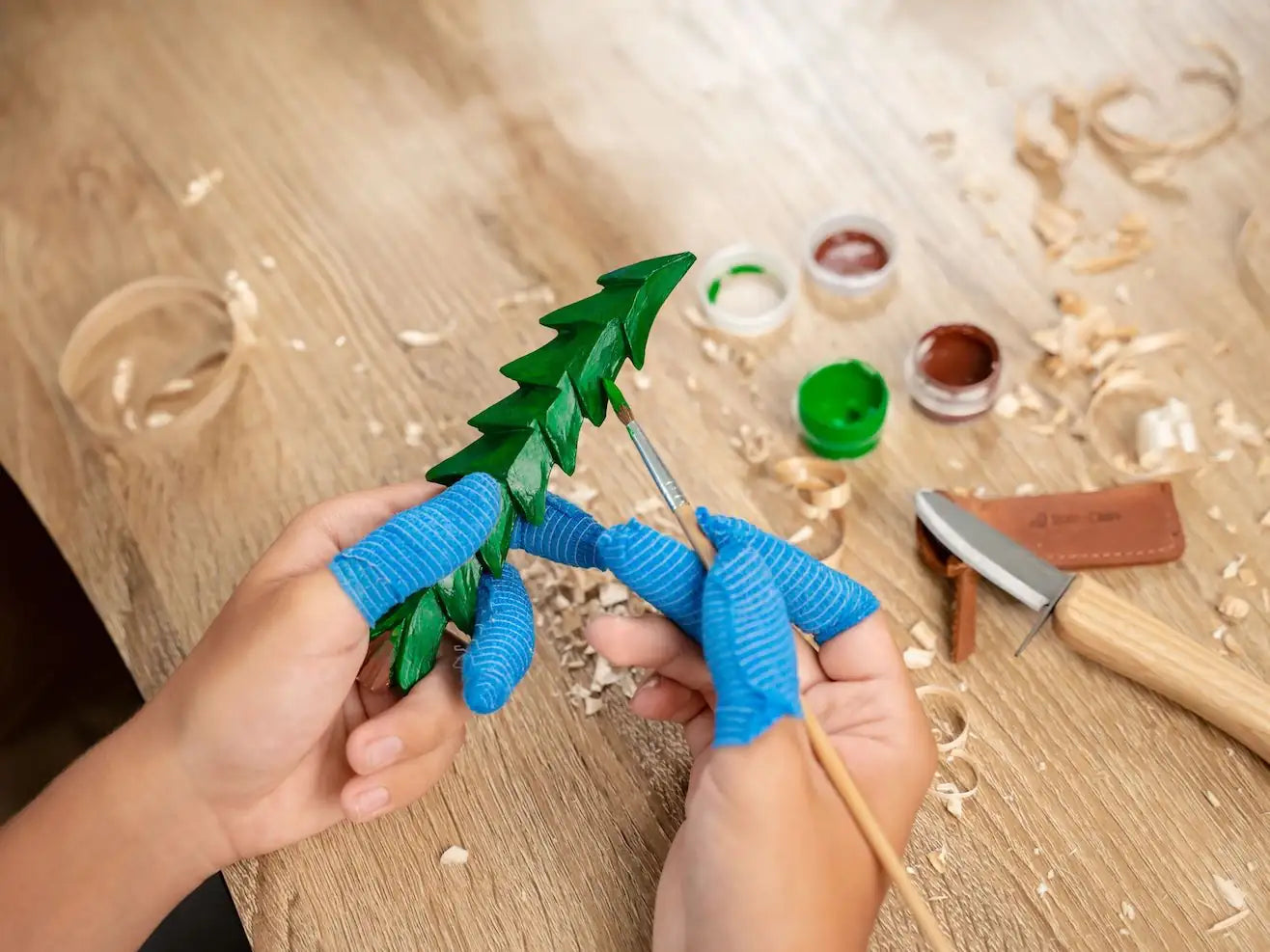 DIY08 - Spruce Tree Carving Kit