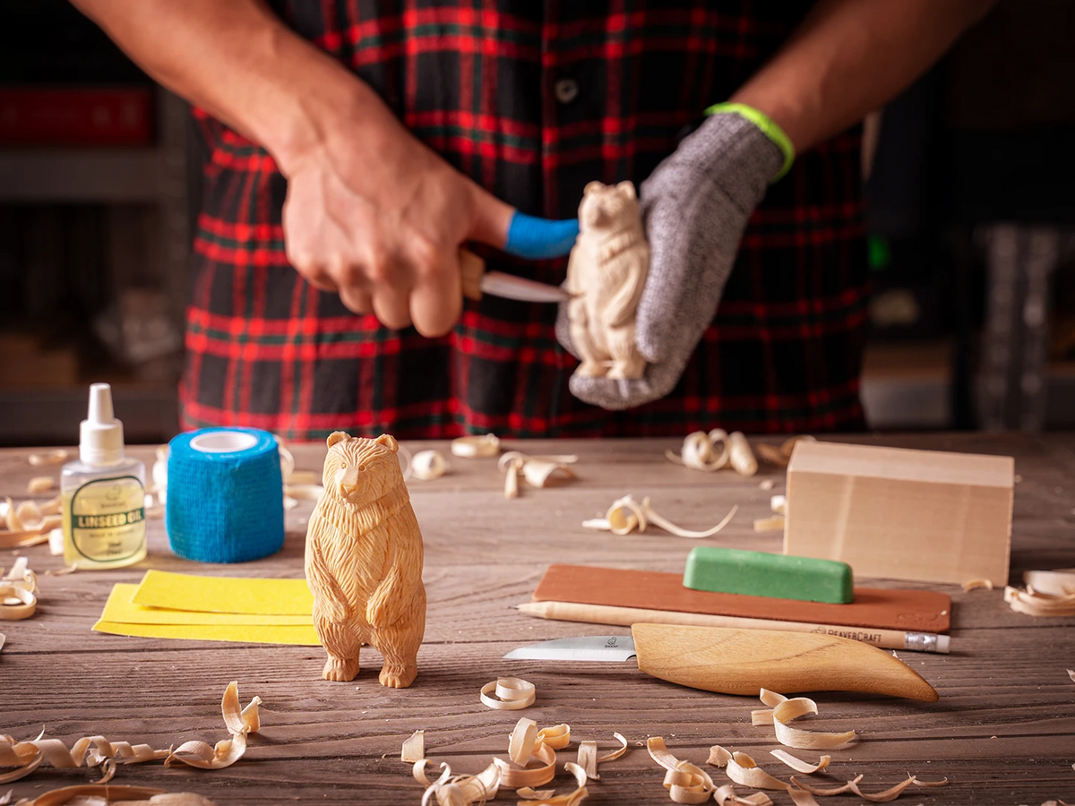 Standing Bear Carving Kit – BeaverCraft Tools