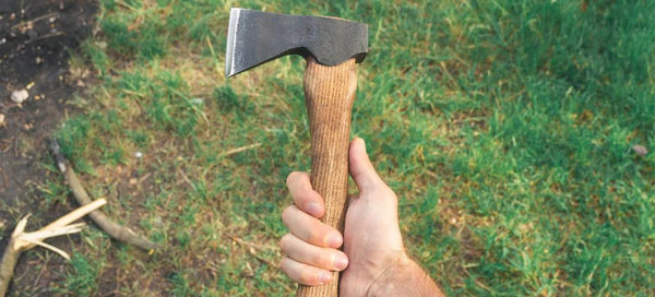 Die besten Bushcraft-Äxte