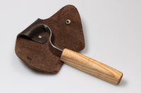 Cuchillo para tallar cucharas en funda de cuero - SK1S
