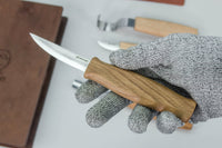 Set profesional para tallado de cuchara y kuksa con cuchillos y correa en estuche de libro BeaverCraft - S43 book