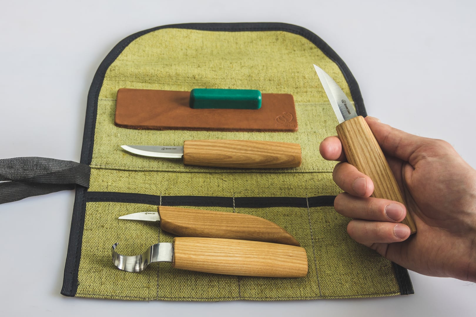Wood Carving Knife Set DIY Complete Starter Whittling Kit for Beginners  Adults & Kids Knives Set Comfort Bird Carving Kit Beavercraft DIY01 
